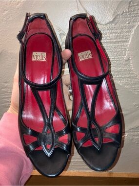 Vialis Black Leather Open-Toe Kitten Heel Sandals with Red Insole Made In Spain